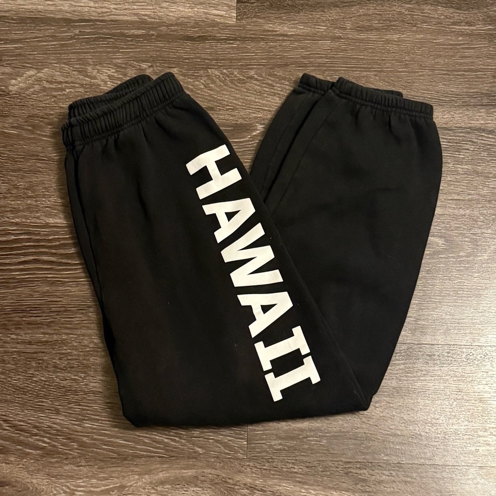 Black and White Sweatpants with Vertical Hawaii Print